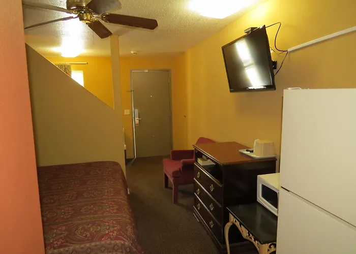 Motel First Western Caseyville